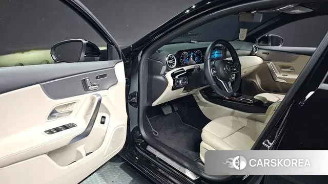 Mercedes-Benz A-Class W177 2020 Черный из Кореи, фото 3