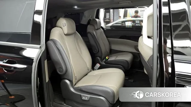 Kia The New Carnival 4th Generation 2024 Черный из Кореи, фото 3