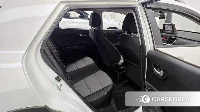 Kia Stonic 2018 Белый из Кореи, фото 3