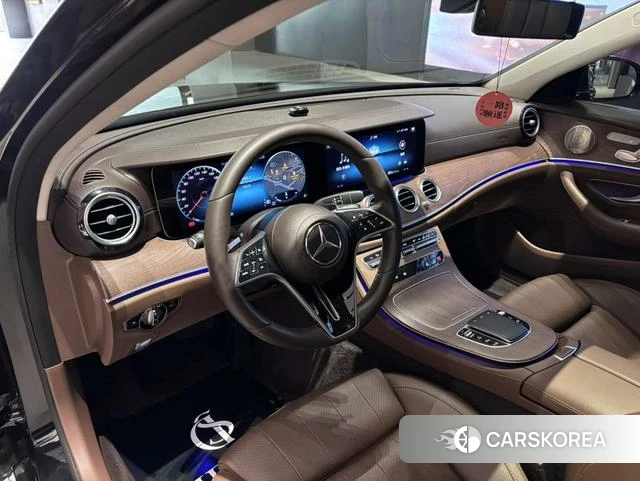 Mercedes-Benz E-class 2022 Черный из Китая, фото 3