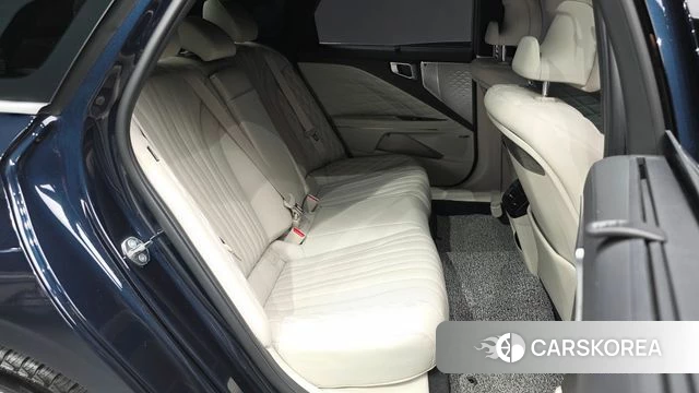 Kia K8 2023 Черный из Кореи, фото 3