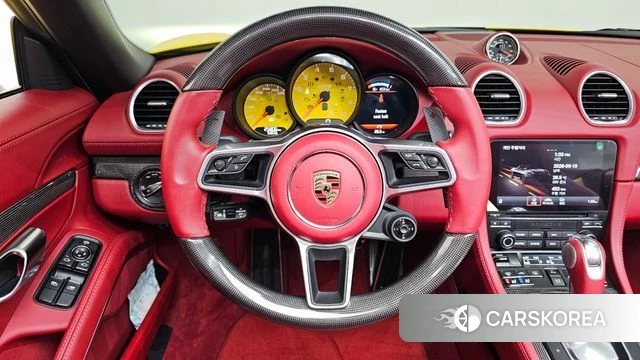 Porsche 718 Boxster 2024 Желтый из Кореи, фото 3