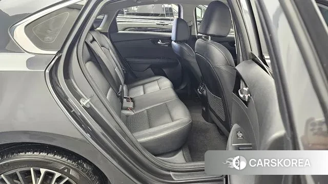 Kia The New K3 2nd generation 2022 Серый из Кореи, фото 3