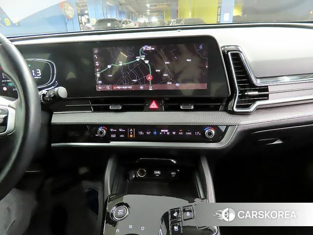 Kia Sportage 5th Generation Hybrid 2023 Серебристо-серый из Кореи, фото 3