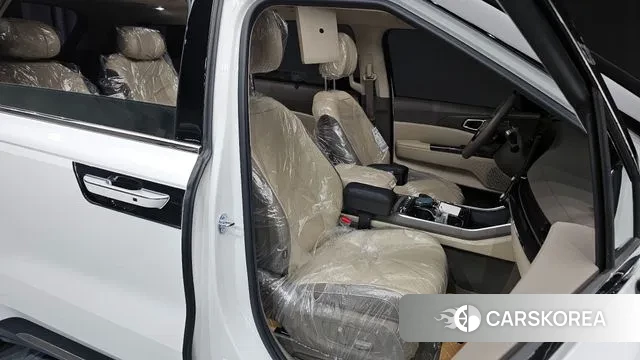 Kia The New Carnival 4th Generation 2025 Белый из Кореи, фото 3