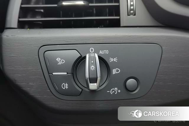 Audi A4L 2025 Белый из Китая, фото 3