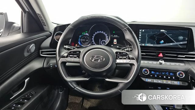 Hyundai Avante Hybrid (CN7) 2022 Белый из Кореи, фото 3