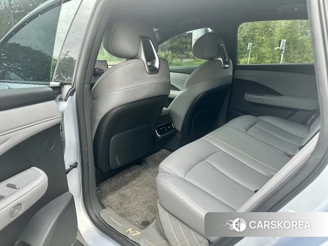 Nissan N7 2025 Серебристо-серый из Китая, фото 3