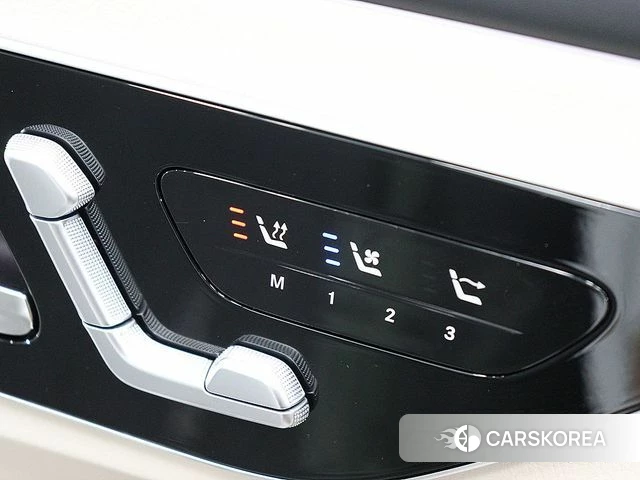 Mercedes-Benz CLE-Class C236 2026 Белый из Кореи, фото 3