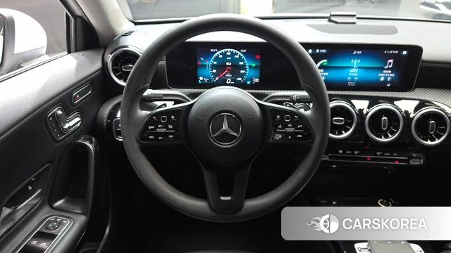 Mercedes-Benz A-Class W177 2020 Белый из Кореи, фото 3