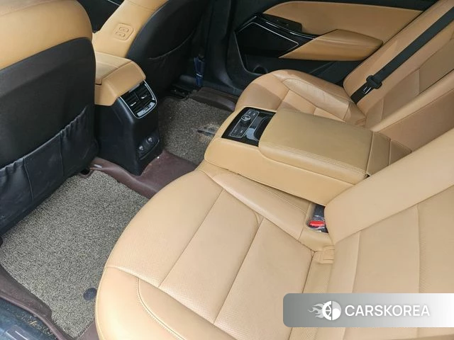 Kia K7 Premier Hybrid 2020 Белый из Кореи, фото 3