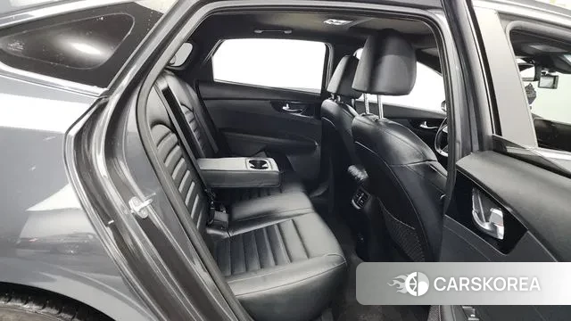 Kia The New K3 2nd generation 2021 Серый из Кореи, фото 3