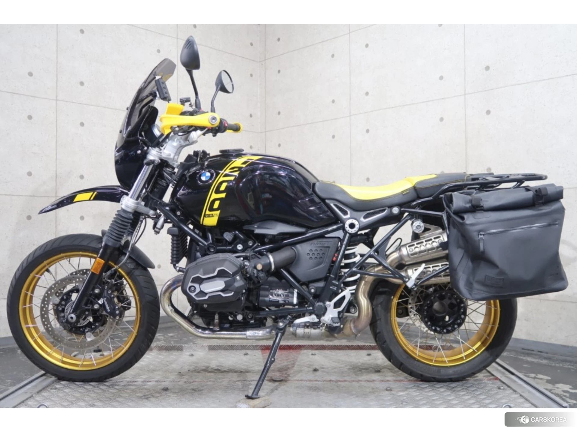 BMW R NINE T URBAN GS 2021 из Японии, фото 2