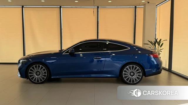 Mercedes-Benz CLE-Class C236 2025 Синий из Кореи, фото 3