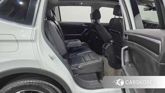 Volkswagen Tiguan Allspace 2020 Белый из Кореи, фото 3