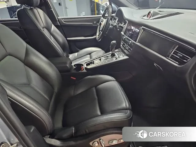 Porsche Macan 2021 Серебряный из Кореи, фото 3
