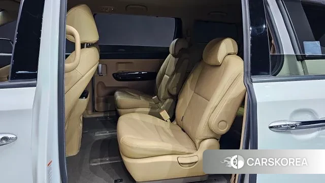 Kia The New Carnival 2019 Белый из Кореи, фото 3