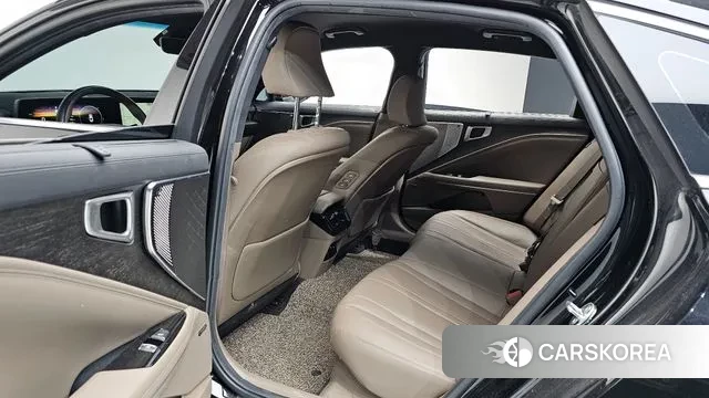 Kia K8 Hybrid 2023 Черный из Кореи, фото 3