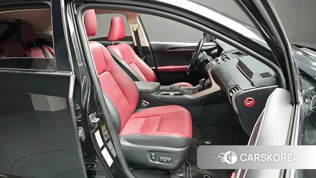 Lexus NX300h 2020 Черный из Кореи, фото 3