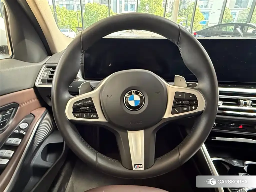BMW 3 series 2024 Белый из Китая, фото 3