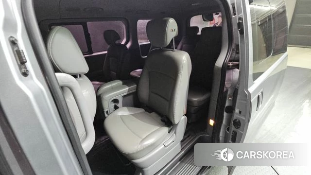 Hyundai The New Grand Starex 2019 Серебряный из Кореи, фото 3