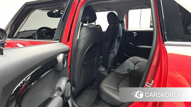 Mini Cooper 2021 Красный из Кореи, фото 3