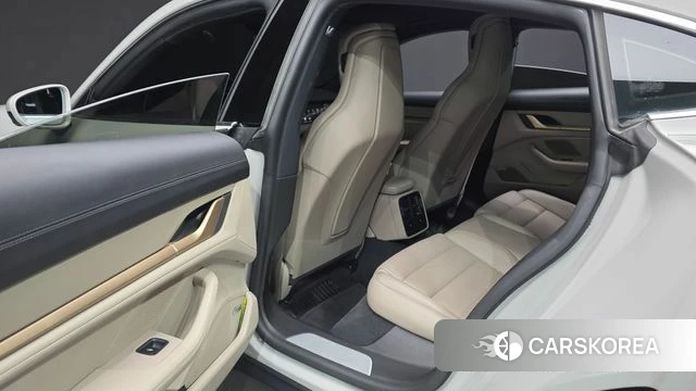 Porsche Taycan 2024 Серый из Кореи, фото 3