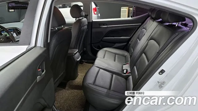 Hyundai Avante AD 2018 Белый из Кореи, фото 3