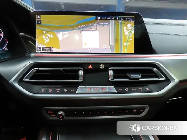 BMW X6 (G06) 2023 Белый из Кореи, фото 3