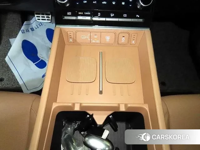 Hyundai Santa Fe (MX5) 2024 Серый из Кореи, фото 3