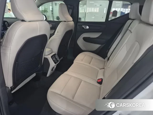 Volvo XC40 id 3211940 из Кореи 3