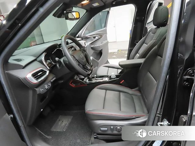 Chevrolet (GM Daewoo) Trailblazer 2022 Черный из Кореи, фото 3