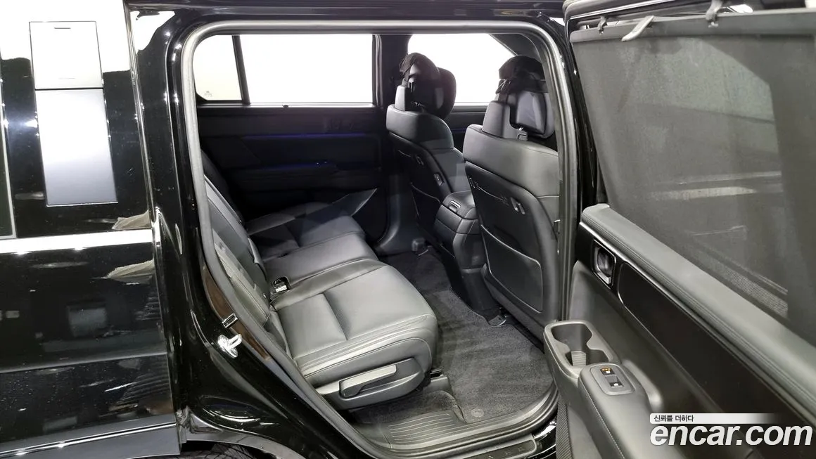 Hyundai Santa Fe (MX5) 2023 Черный из Кореи, фото 3