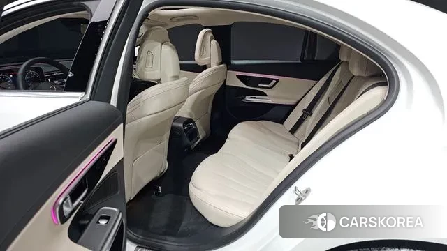 Mercedes-Benz E-Class W214 2025 Белый из Кореи, фото 3