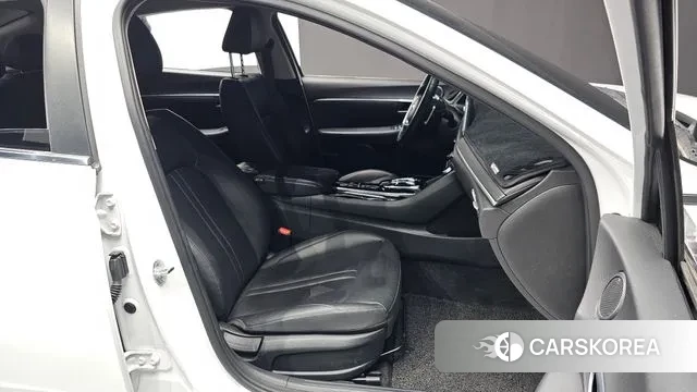 Hyundai Sonata (DN8) 2019 Белый из Кореи, фото 3