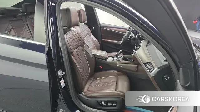 BMW 5 Series (G30) 2019 Синий из Кореи, фото 3