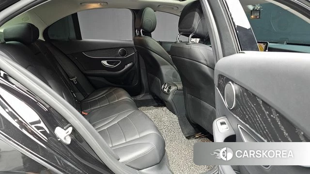 Mercedes-Benz C-Class W205 2018 Черный из Кореи, фото 3