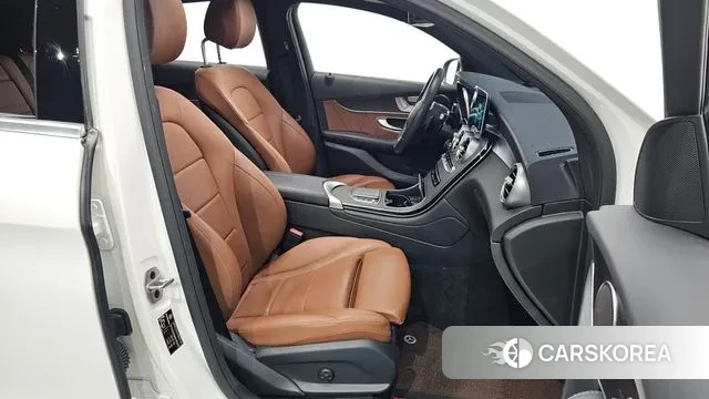 Mercedes-Benz GLC-Class X253 2021 Белый из Кореи, фото 3