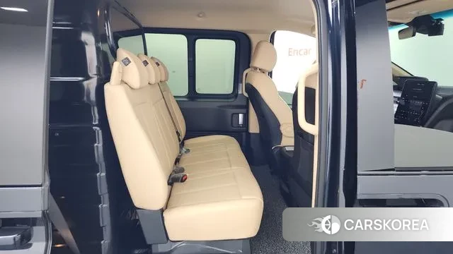 Hyundai Staria 2023 Синий из Кореи, фото 3