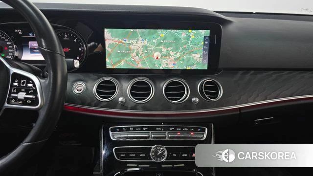 Mercedes-Benz E-Class W213 2020 Серый из Кореи, фото 3
