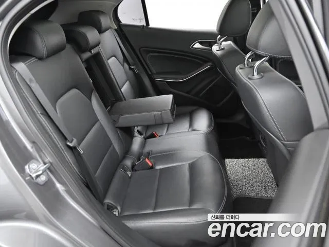 Mercedes-Benz GLA-Class X156 2018 Серый из Кореи, фото 3