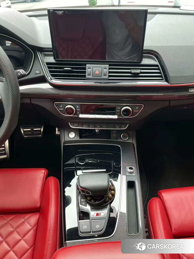 Audi SQ5 2023 Серебристо-серый из Китая, фото 3