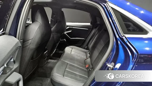 Audi A3 (8Y) 2023 Синий из Кореи, фото 3