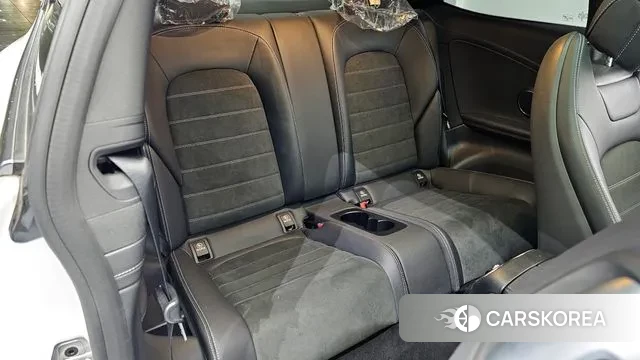 Mercedes-Benz C-Class W205 2023 Белый из Кореи, фото 3