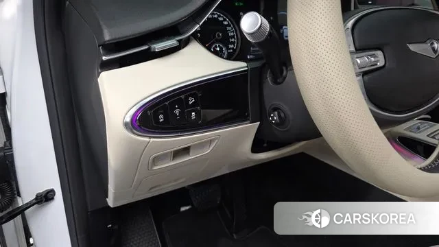 Genesis GV70 2023 Белый из Кореи, фото 3