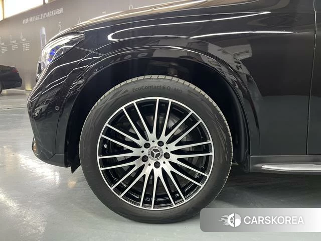 Mercedes-Benz GLC 2024 Черный из Китая, фото 3