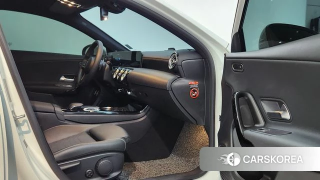 Mercedes-Benz A-Class W177 2020 Белый из Кореи, фото 3