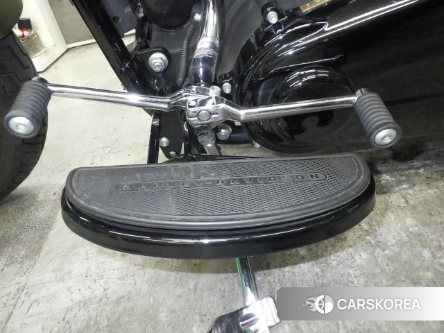 Harley-Davidson Softail Slim S FLSS1800 2017 из Японии