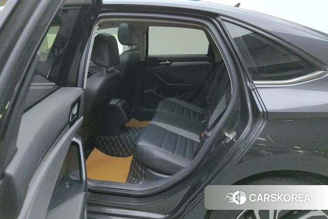 Volkswagen Sagitar 2022 Черный из Китая, фото 3
