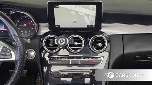 Mercedes-Benz C-Class W205 2018 Белый из Кореи, фото 3